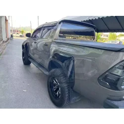 Toyota Hilux GR - body kit